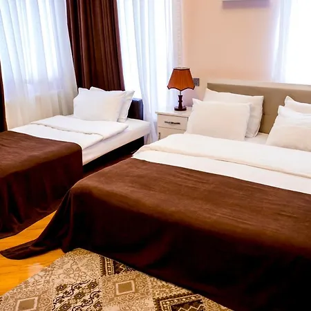 Central Baku Hotel Exterior photo